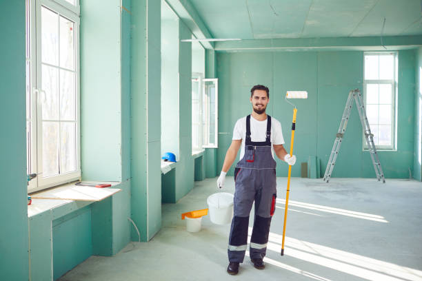 Best Black Mold Removal  in Hampton Manor, NY